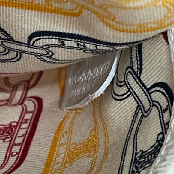 Celine Patent Leather Tote Bag (48588) - Picture 13 of 14